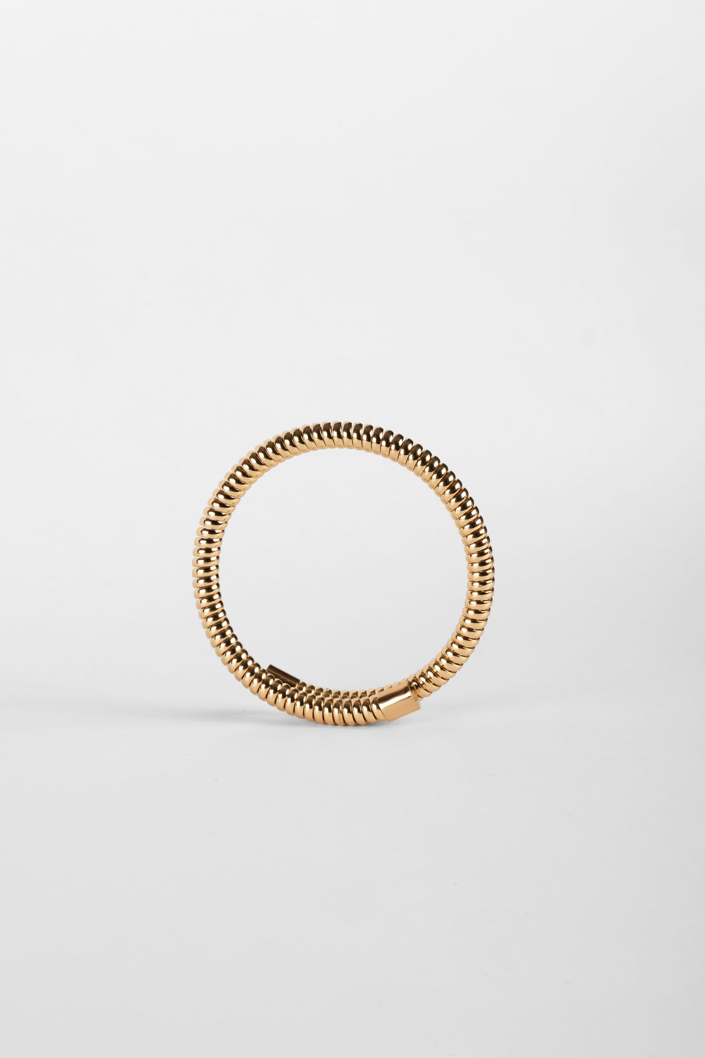 Modern Ribbed Coil Magnetic Bangle
