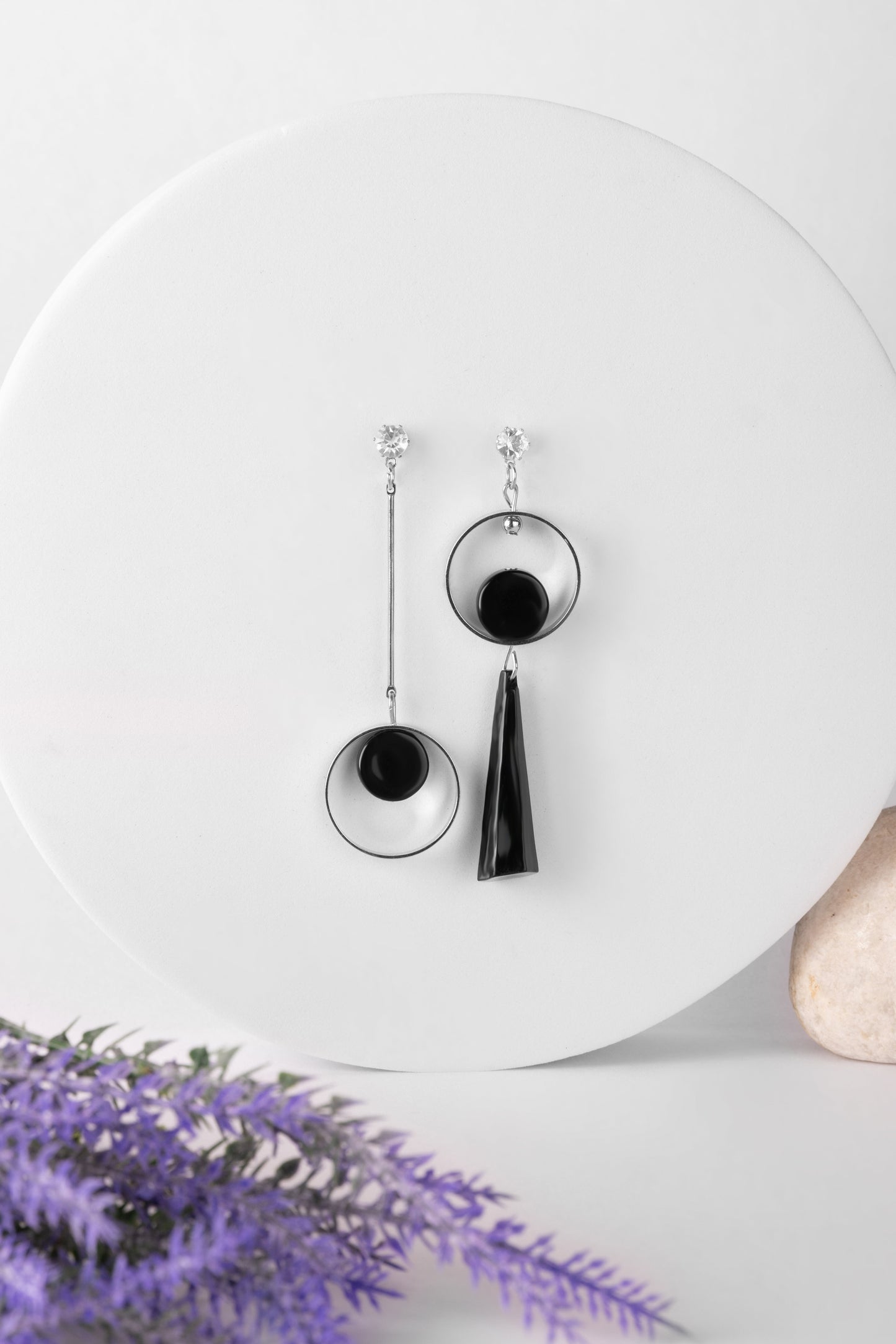 "Noir Art" Asymmetrical Geometric Earrings