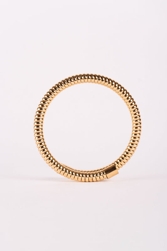 Modern Ribbed Coil Magnetic Bangle