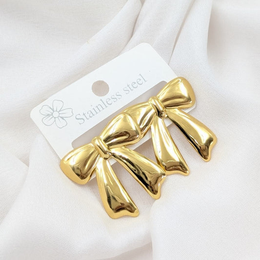 Anti tarnish -Bow style ear stud